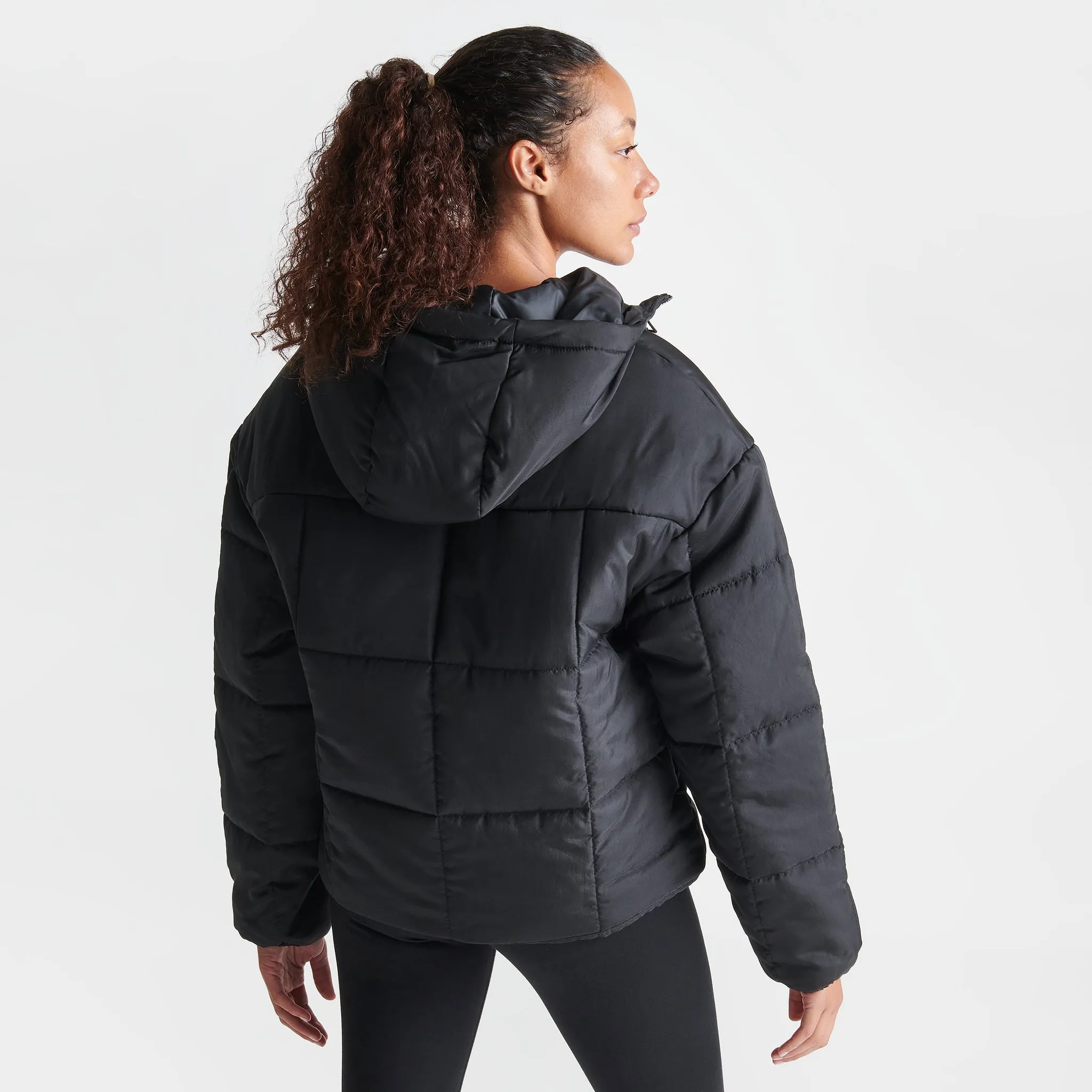 Nike Sportswear Women's Therma-FIT Classic Puffer Jacket Black / White