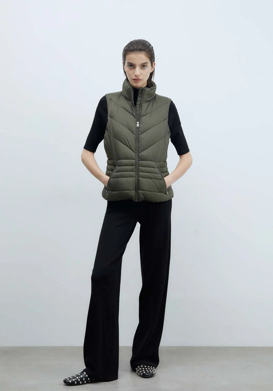 Plain Short Gilet - Khaki Green